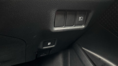 Toyota C-HR 1.8 Hybrid Design 5dr CVT Hybrid Hatchback